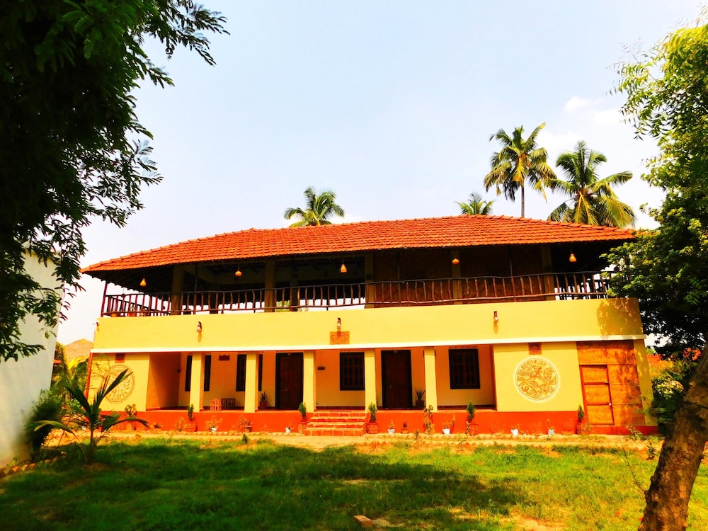Gram Bangla Retreat