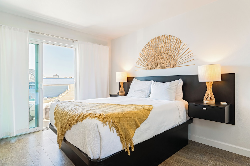 The Cayucan Bungalows by AvantStay Pet-Friendly Getaway Steps from Cayucos State Beach