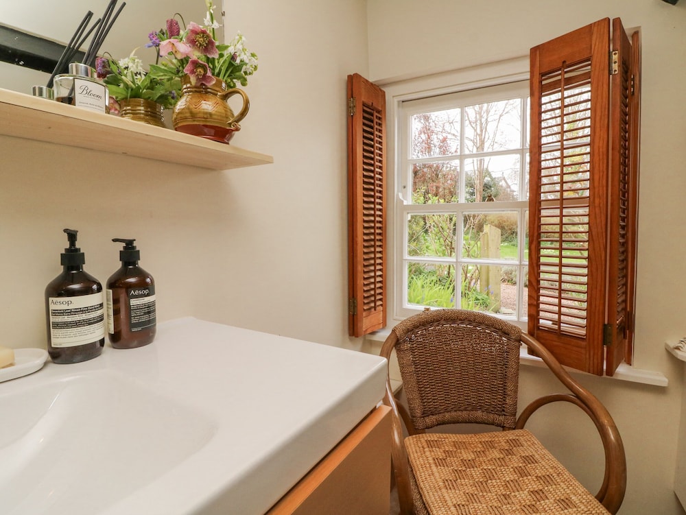 Blackbird Cottage