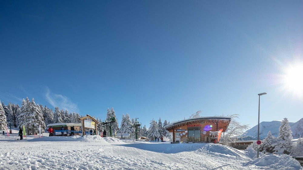 Apartment in Chamrousse With Mountain Views