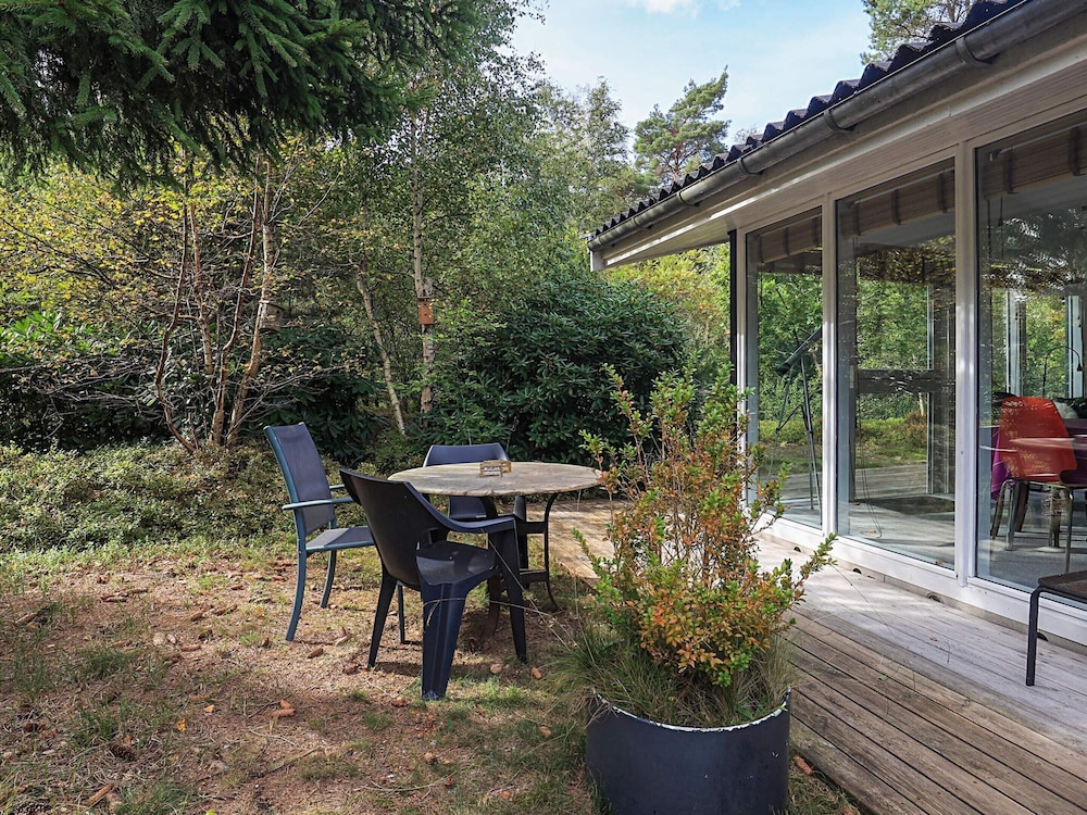 6 Person Holiday Home in Stege