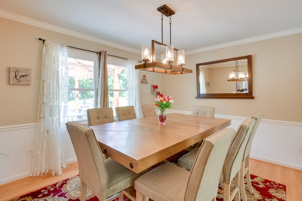 Rockville Home: Patio Oasis, Fireplace, Near DC! - Property Image 4