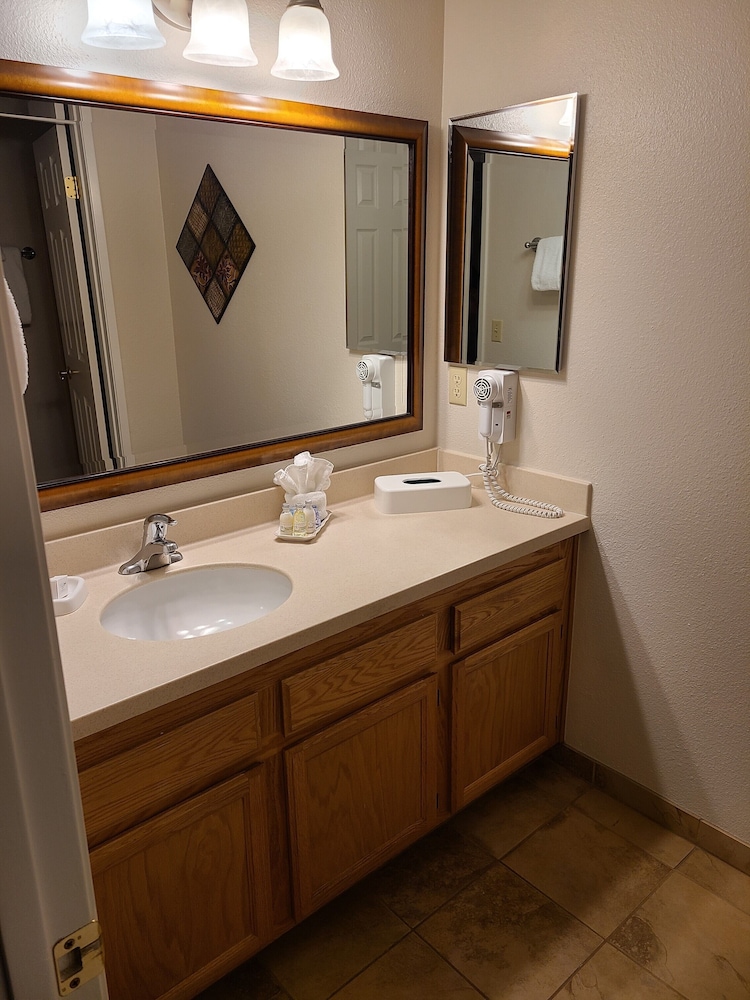 GetAways at San Diego Country Estates view 5