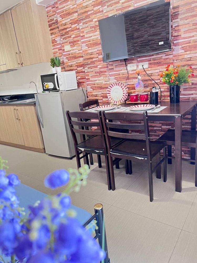 SHORE 1 RESIDENCES