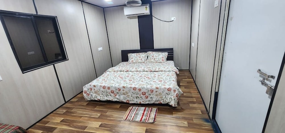 Aviator Resort