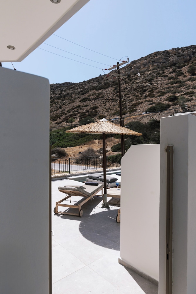 Matala Bay Apartments