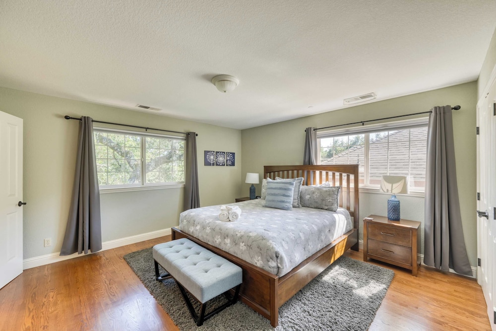 Casa Osito Pool, Hot Tub & Outdoor Dining Minutes From Sonoma Plaza