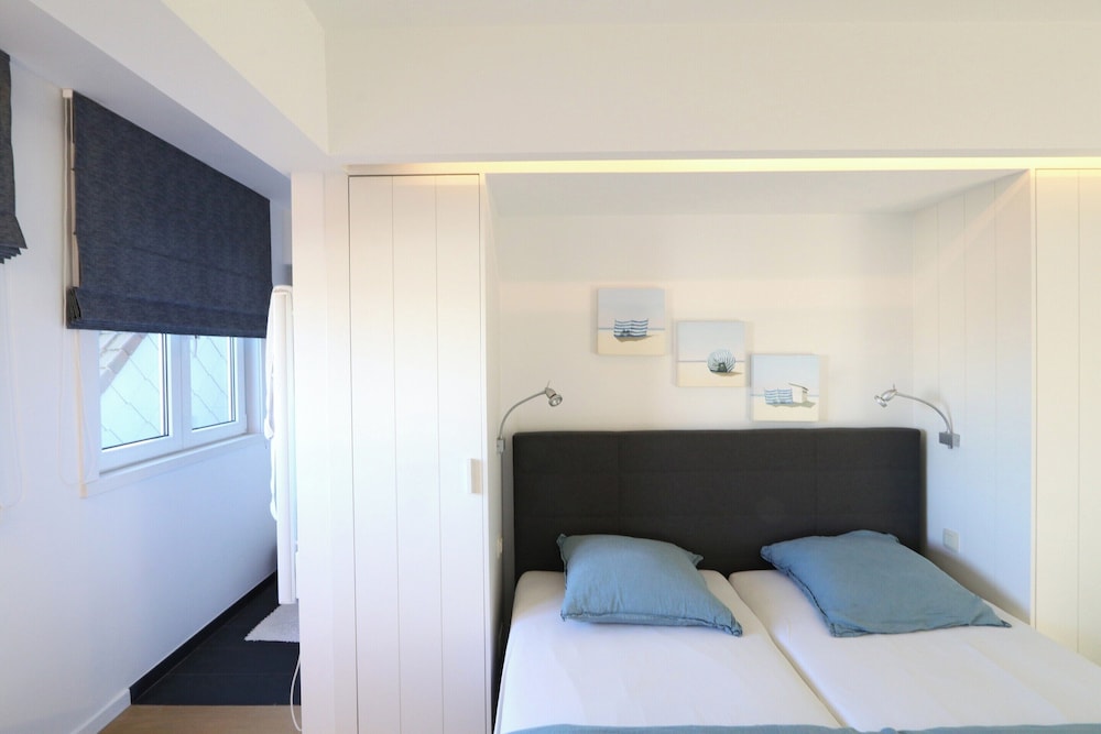 Apartment in Het Zoute With Sea Views