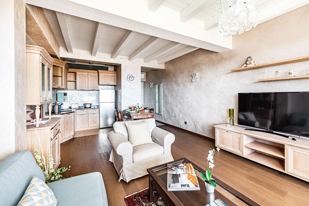 Warda C11 Apartment by Wonderful Italy