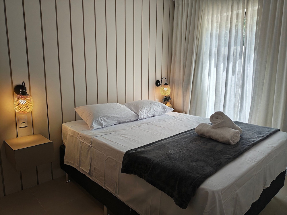 House in Condo w/ Pool 850m From the Beach Cte0007