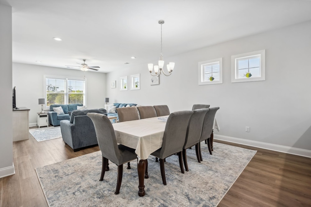 Stunning Newly Built Property In Litchfield Landing. 4 Bedroom Home by Peace Vacations view 3