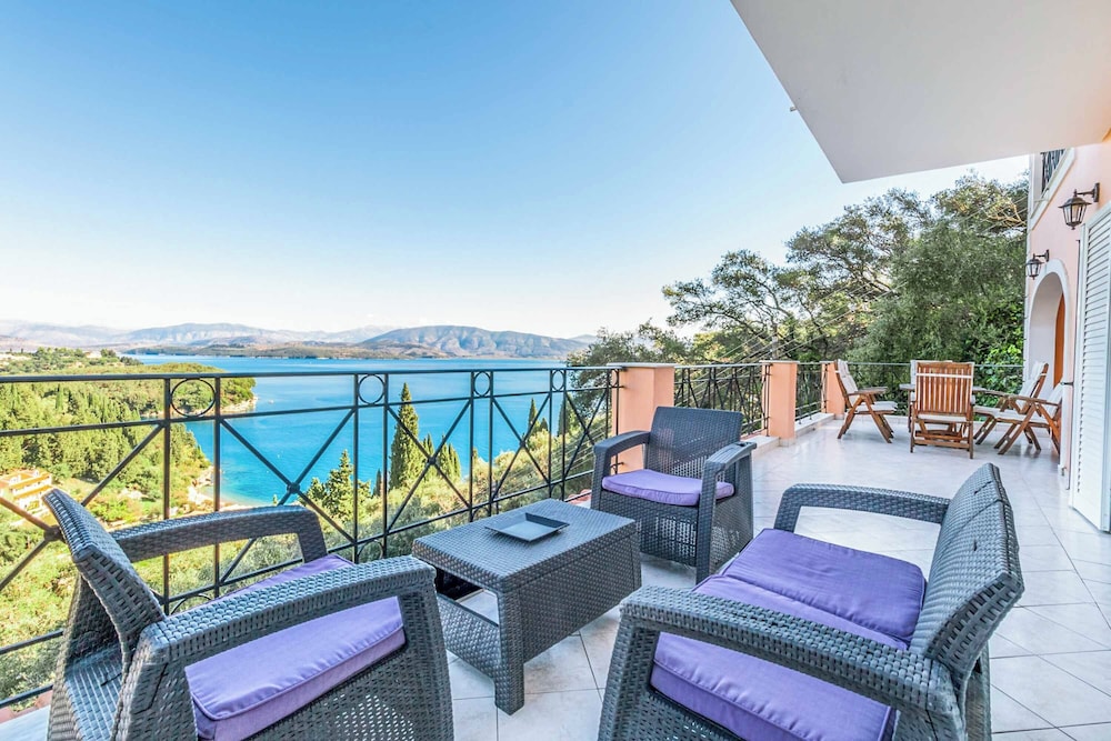 Villa Agni Sea View