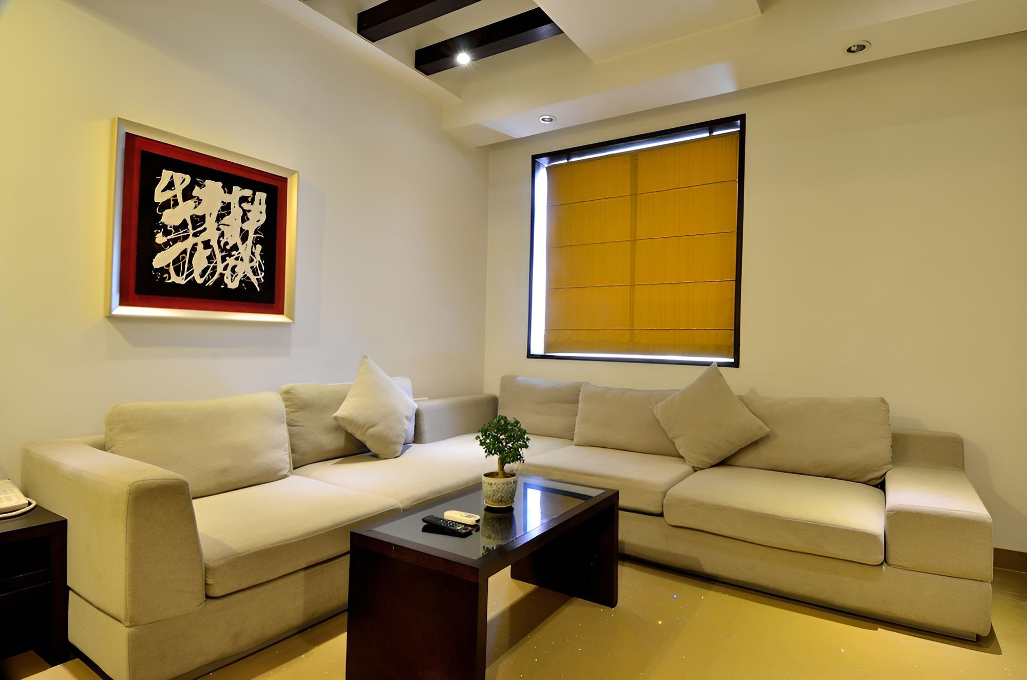 Lakshya's Hotel