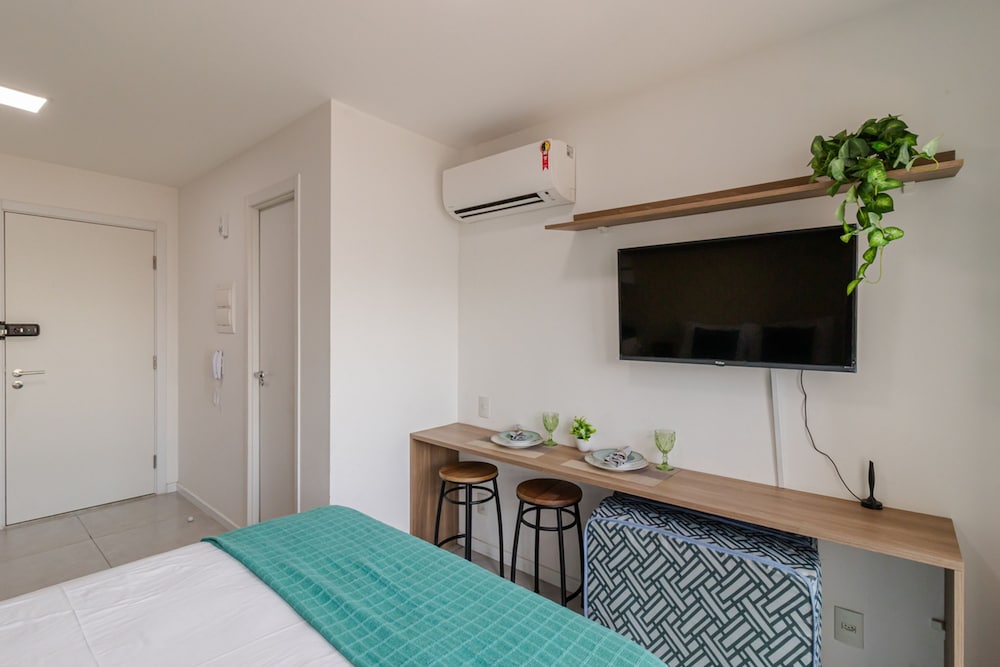 Flat no Tatuap com Wi-fi Academia e Pet Friendly