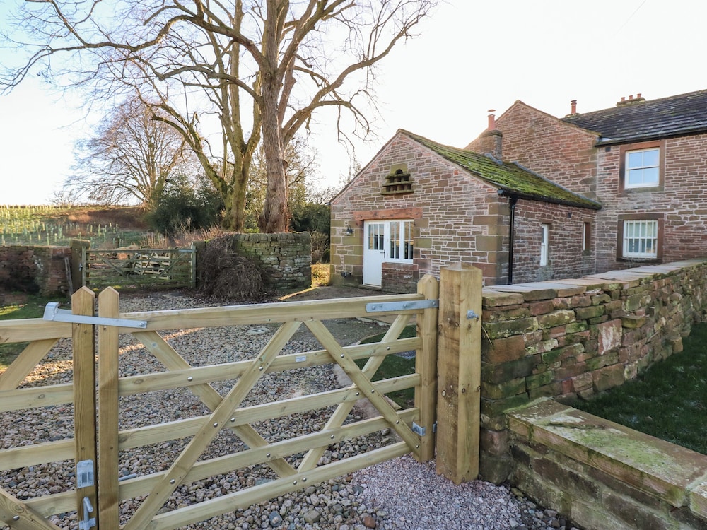 Luham Cottage