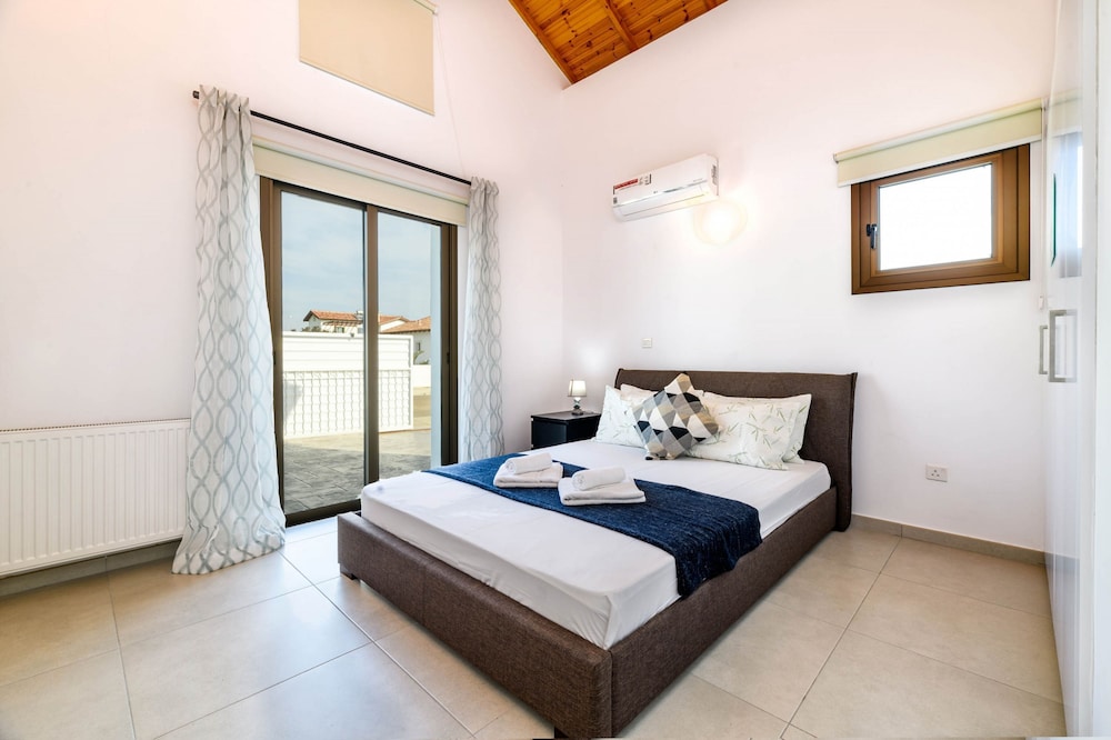 Kymma Seaview 24 in Ayia Napa