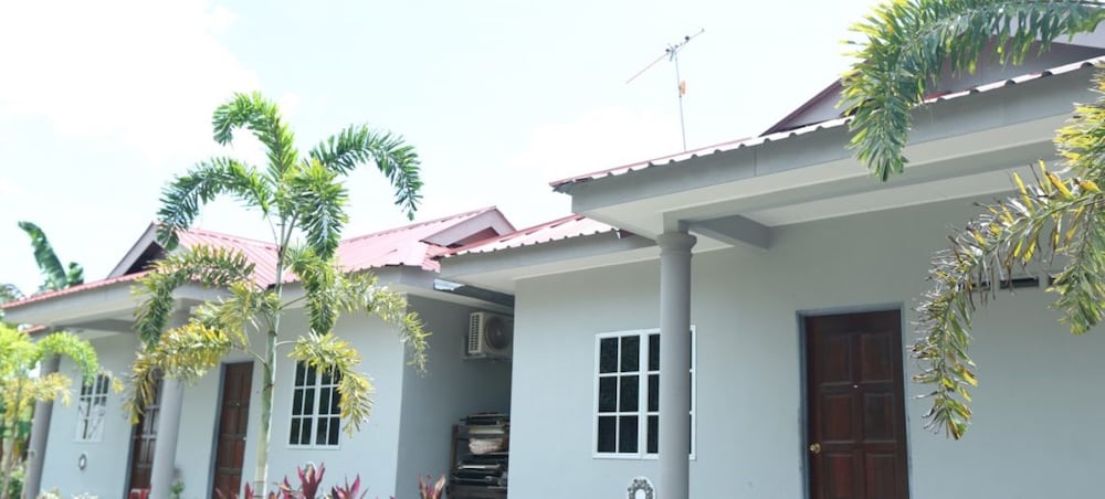 OYO Home 90356 Homestay Kampung Paya Guring photo 1