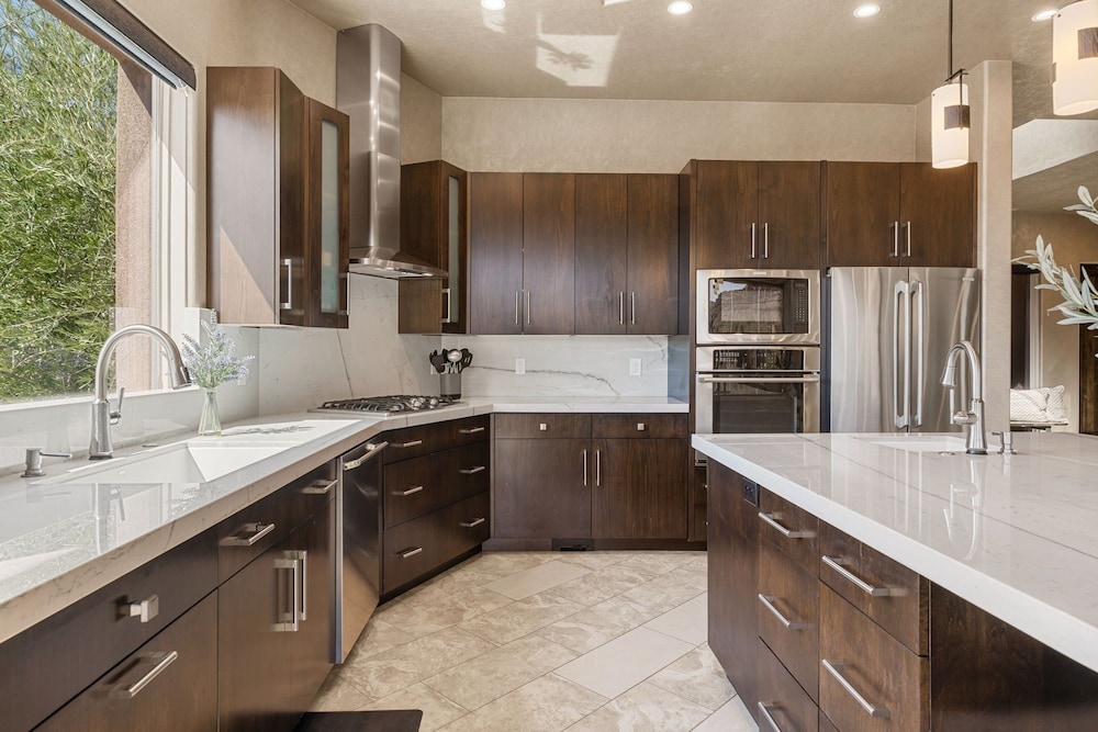 Escape To Entrada 4 Bedroom Home