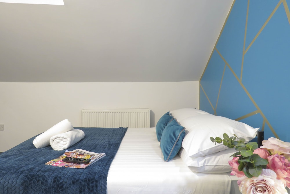 Tudors Inn Handsworth view 3