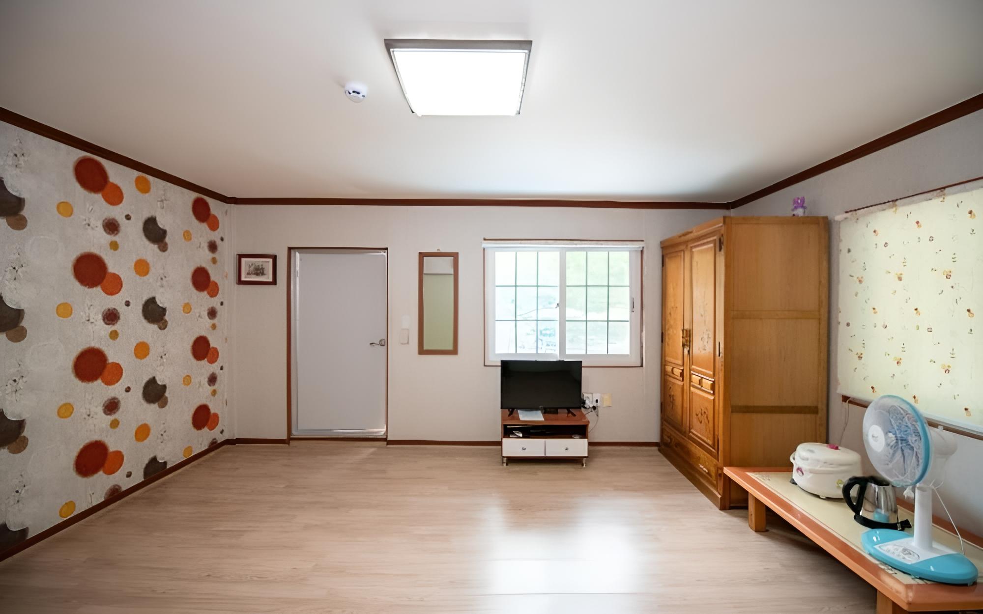 Gwangyang Polaris Pension view 3