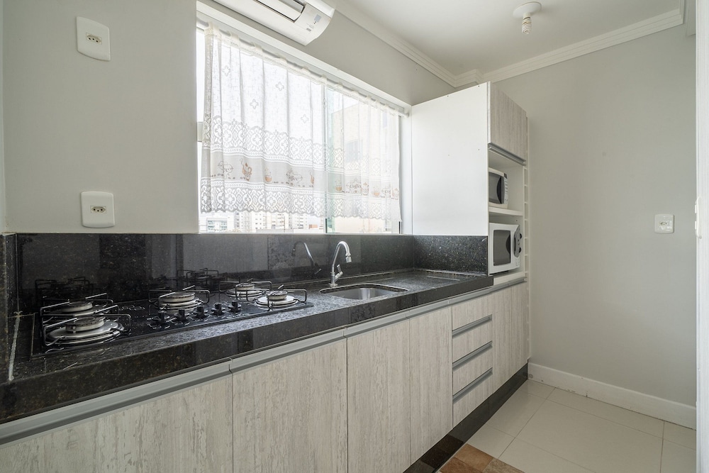 Apartment w/ Barbecue, Close to the Beach Ibl103