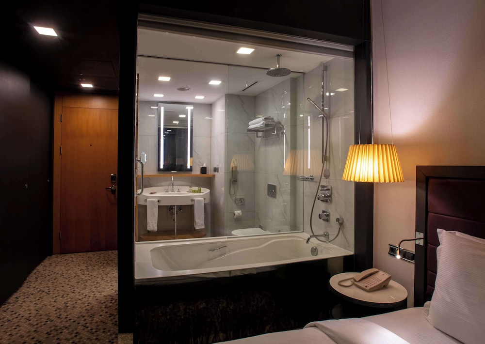 Doubletree by Hilton İstanbul Moda - Image 59