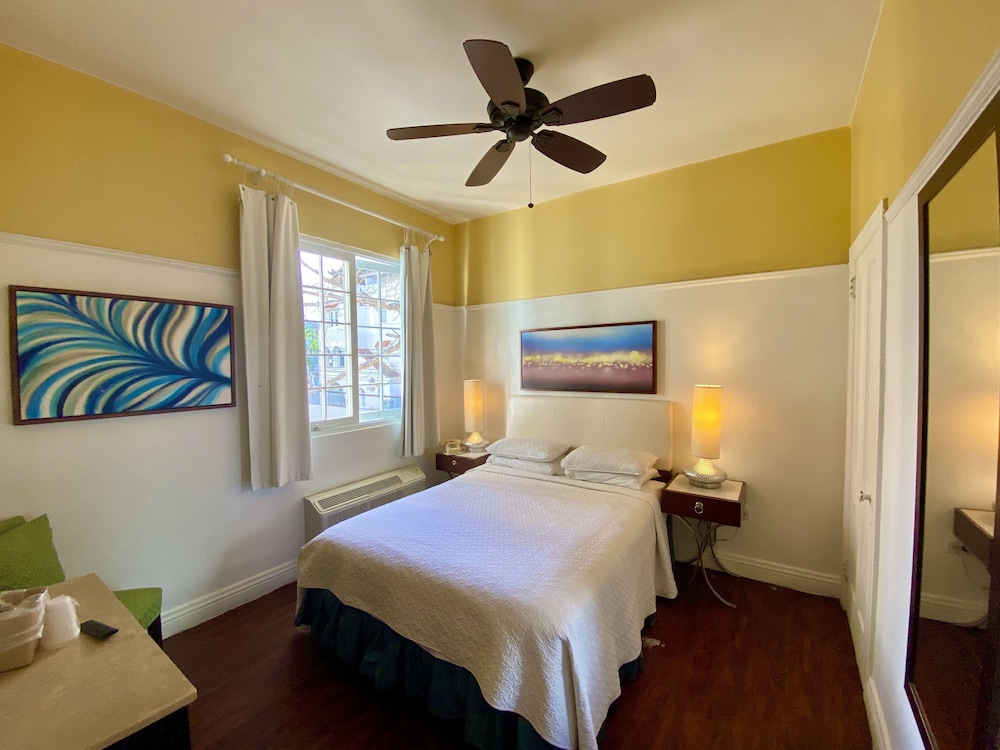 At Wind Chimes Boutique Hotel - Property Image 38