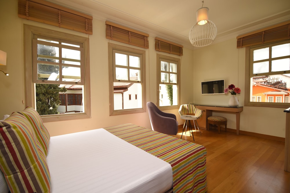 Exceptional Studio Flat near Hadrian’s Gate - EMPEROR