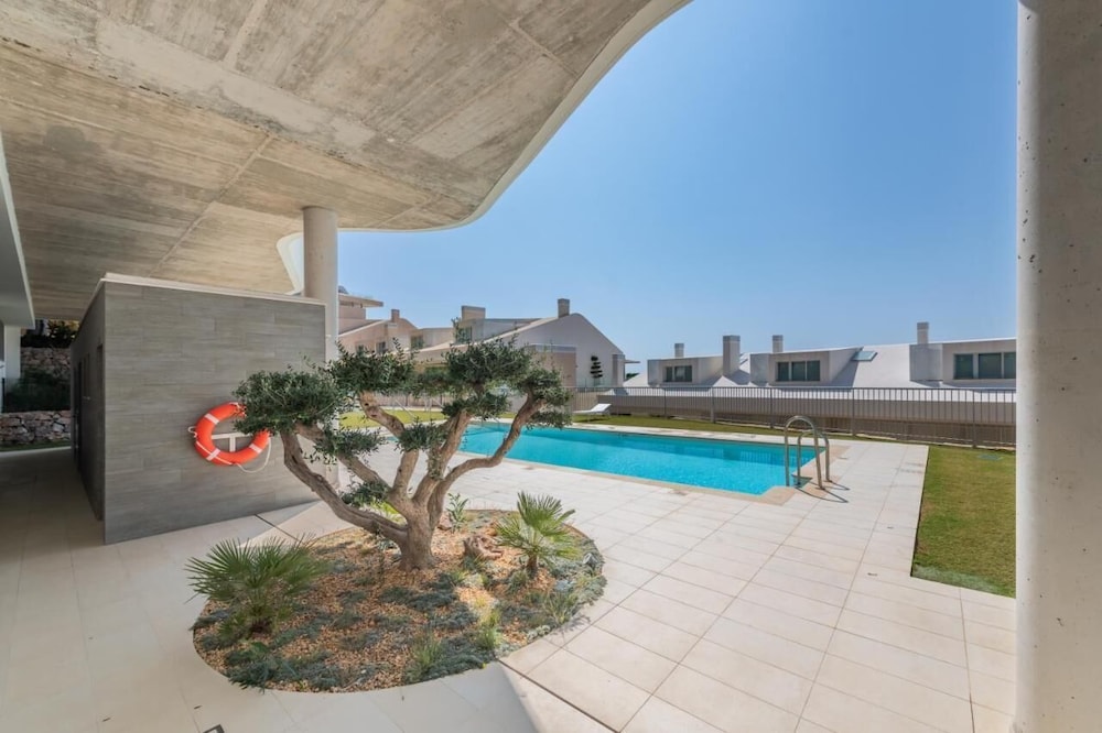 Benalmadena Luxury 4 Bed Apartment Jacuzzi