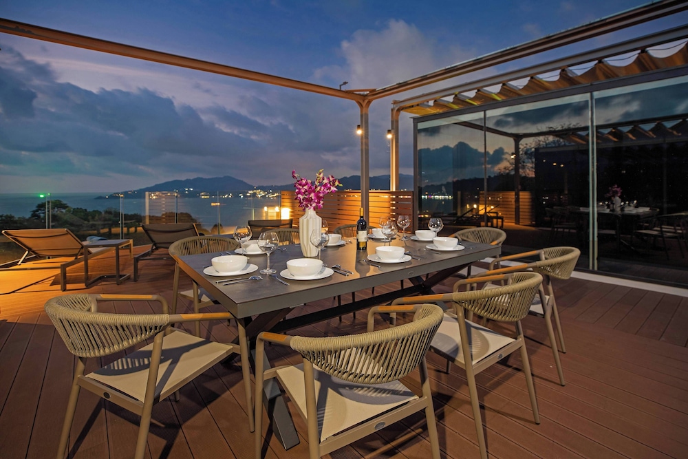 Ocean Views BluePoint 3BR Apartment 8-11