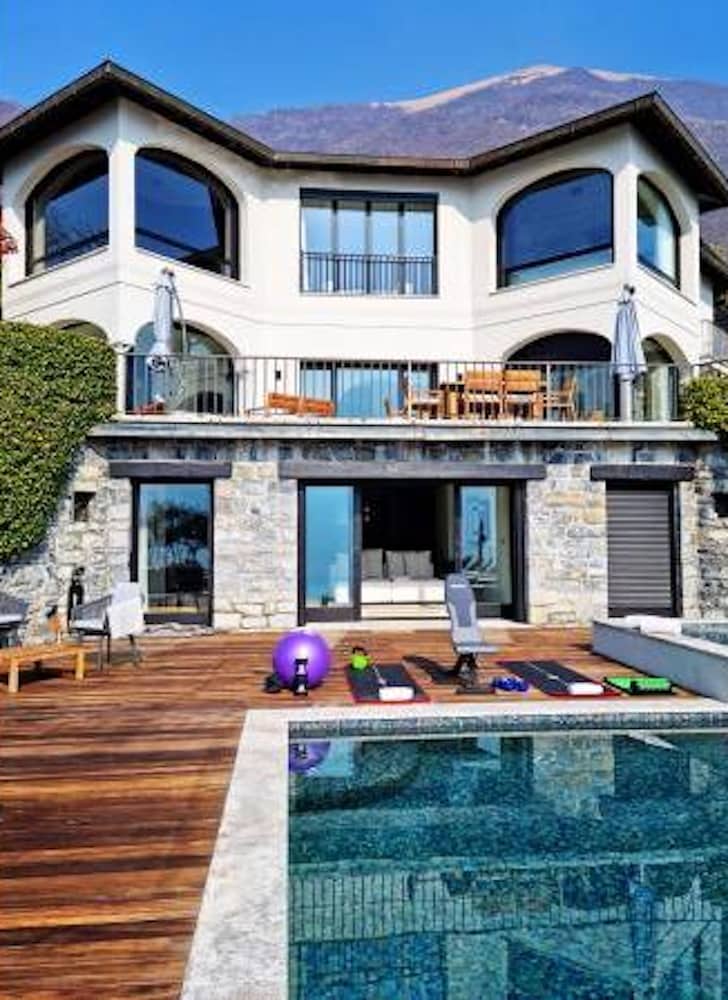 Carefree Retreat With Panoramic Views of Lake Como