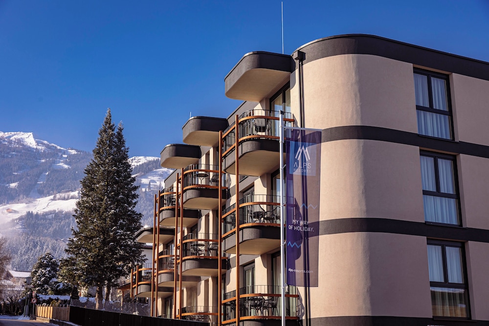 Zillertal Suites Fügen by ALPS RESORTS