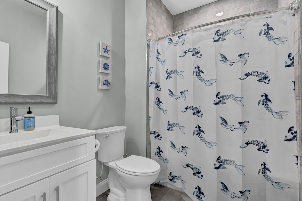 Walk to Beach Pool Ocean View Parking Bunk Beds