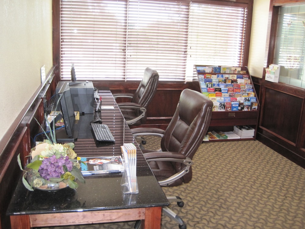 Columbia Vacations - Comfort Suites Columbia - University Area - Property Image 12