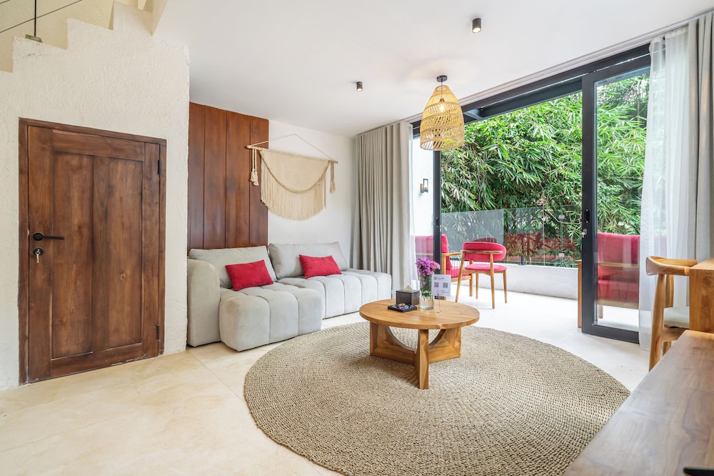 Sacred Jungle by EVDEkimi Ubud – Modern Villas and Apartments with Kitchens, Pools, & Personalized Concierge Service