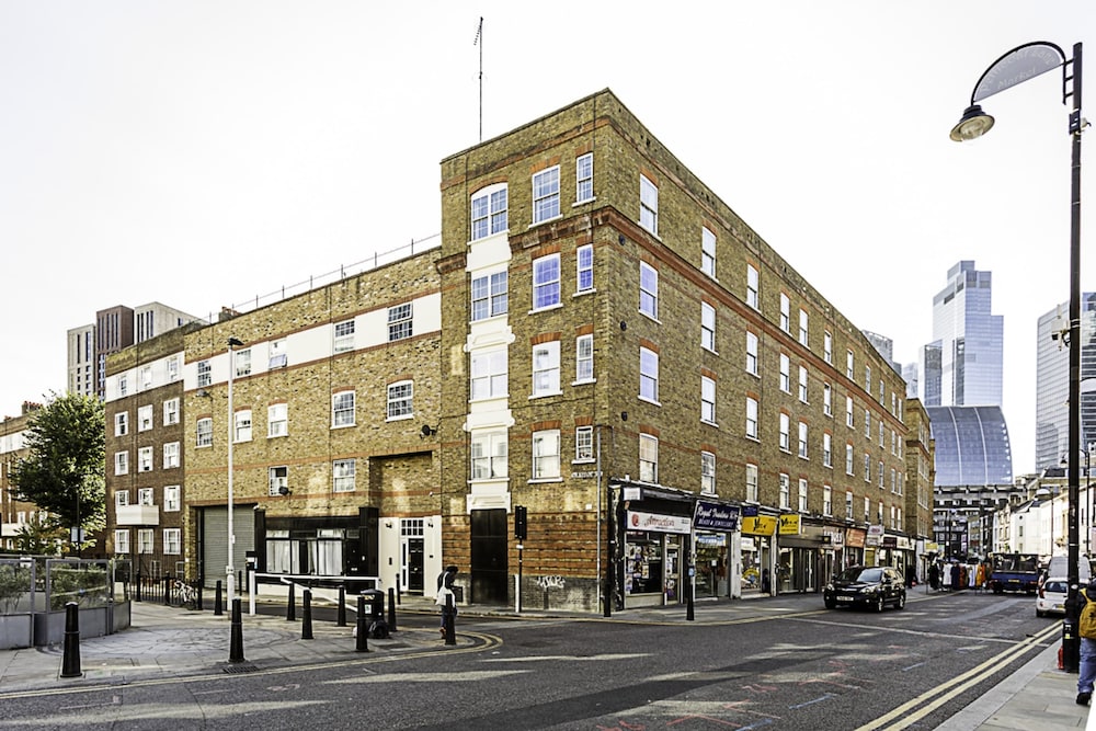 Cozy Aldgate Hideaway