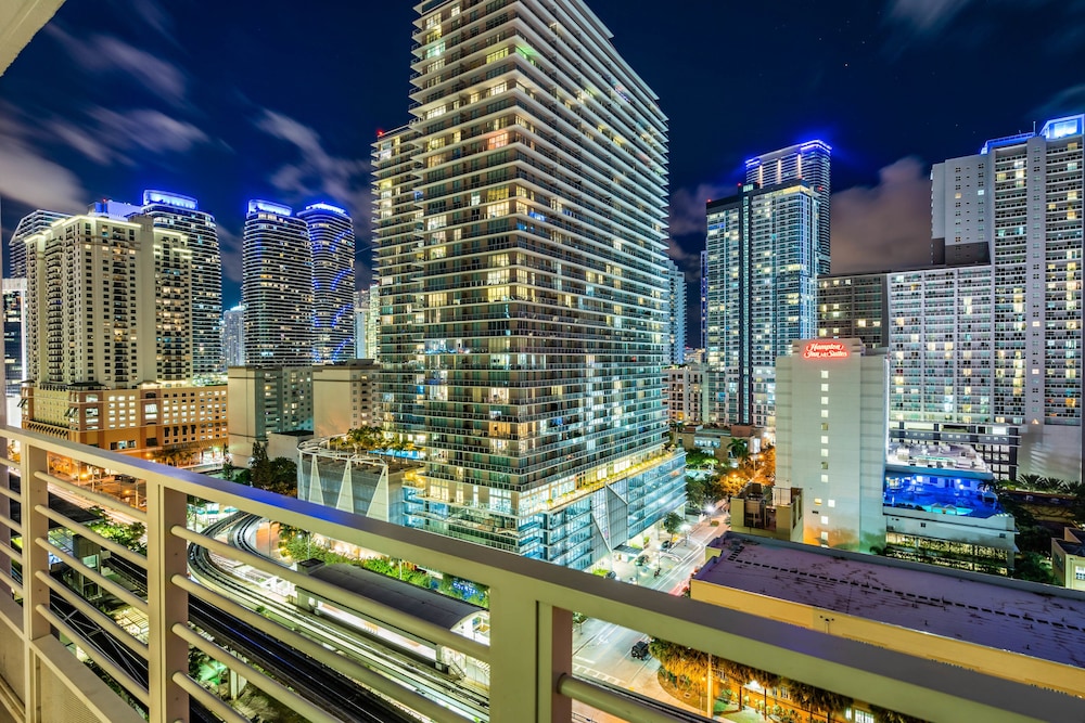 1st Brickell Boutique Residences by Nomad Guru