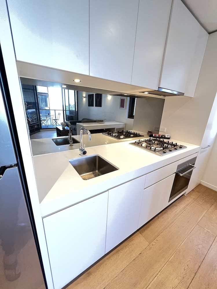 Flinders Street Apartments