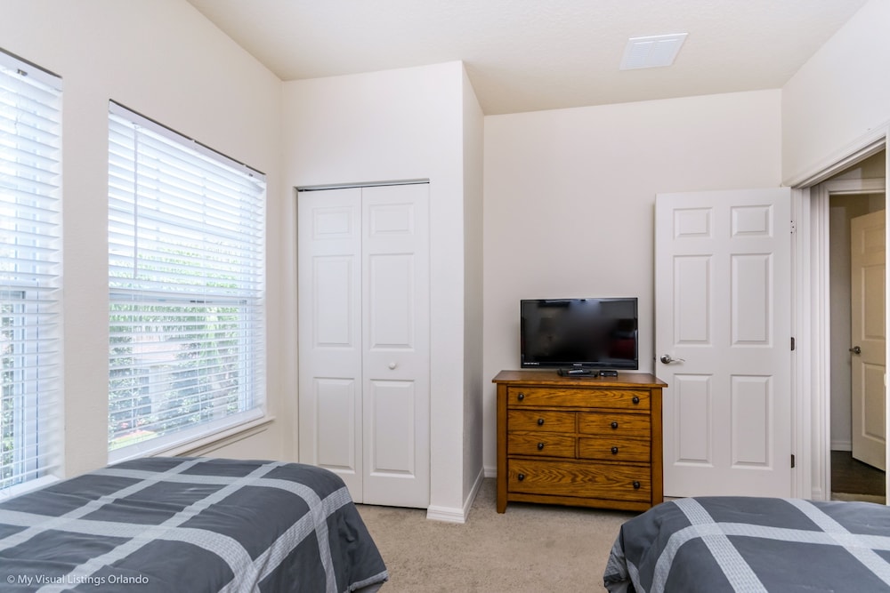 Lucaya Village Resort 4 Bdrm - Image 3