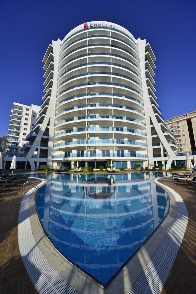 Calista Premium Residence