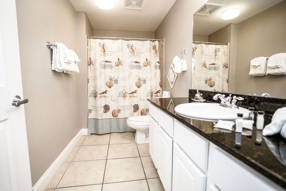 Calypso Beach Resort by Panhandle Getaways