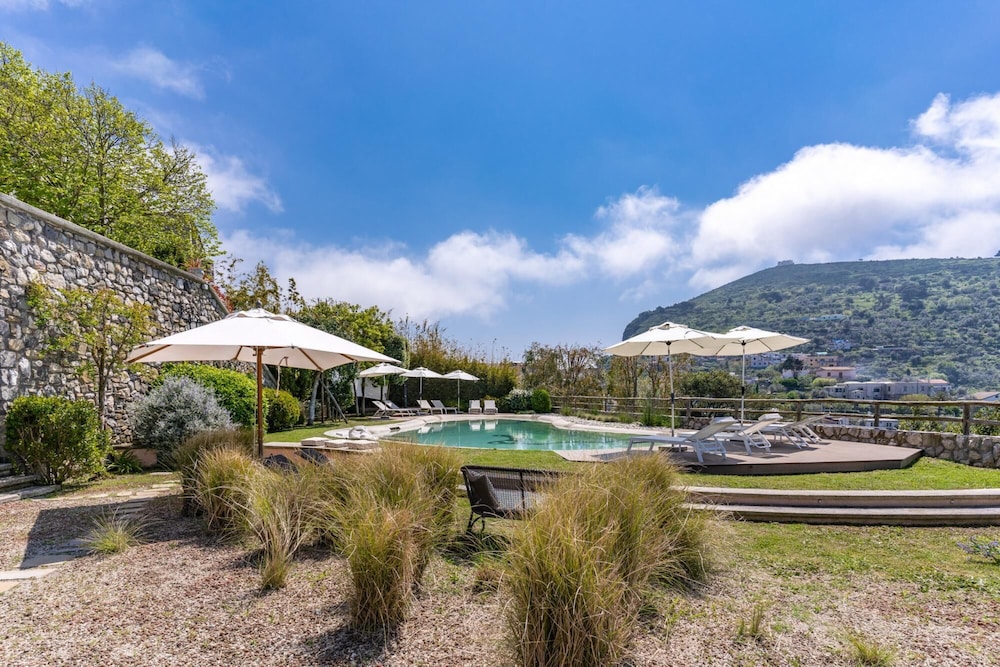 Villa Angelica in Massa Lubrense view 3