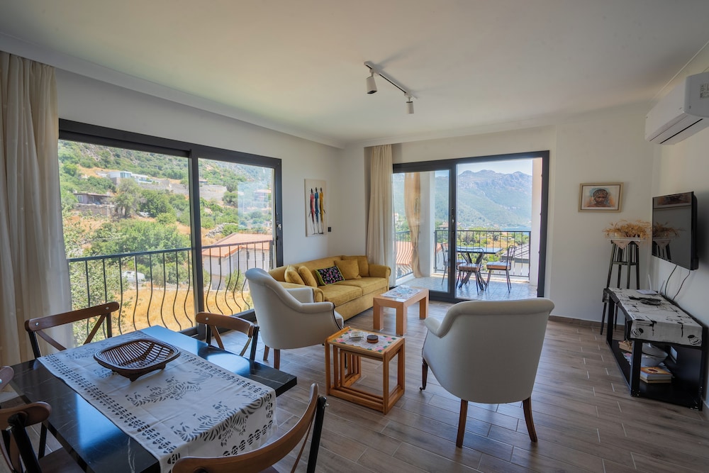 Zeytin Homes Daily Weekly Rentals