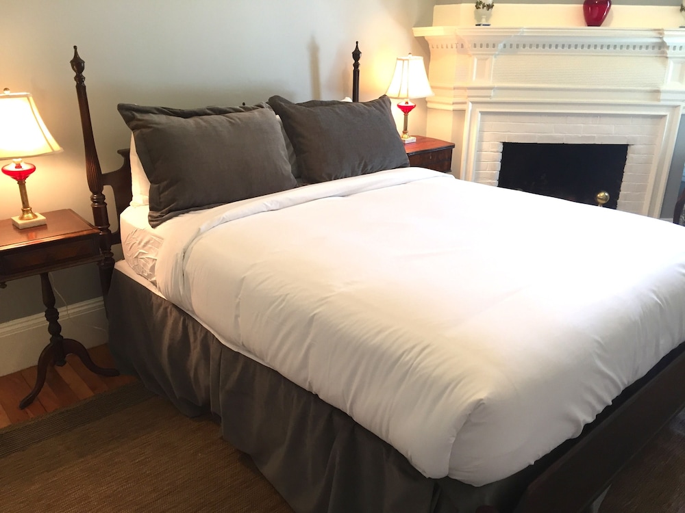 Windsor Mansion Inn