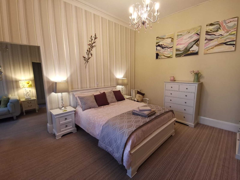 Southport Vacations - Vale House - Property Image 26