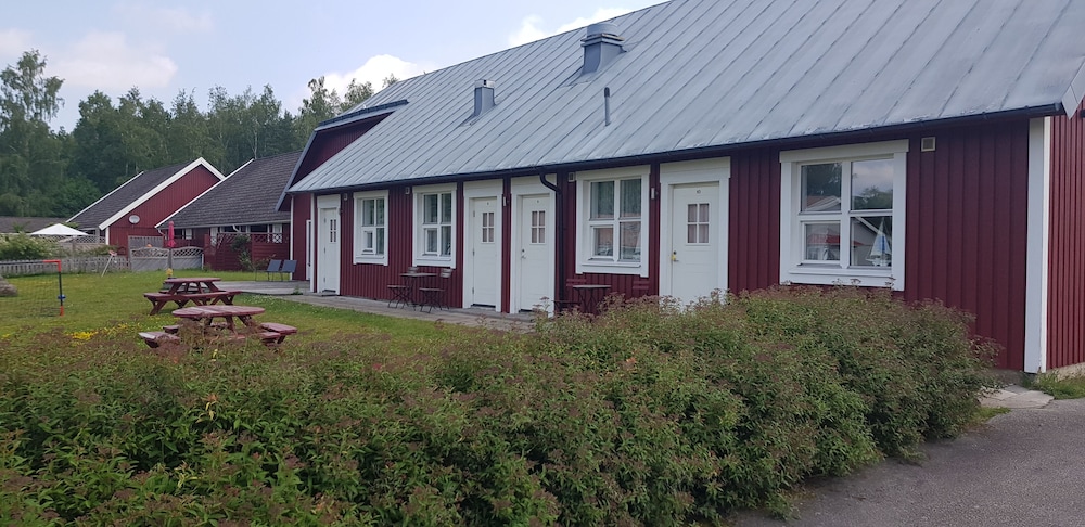 Sjötorps Vandrarhem & Rum - Hostel