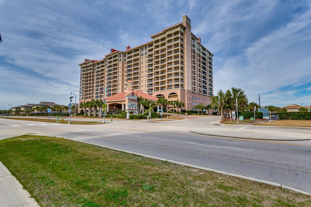 Tilghman Beach and Golf Resort by Condo-World
