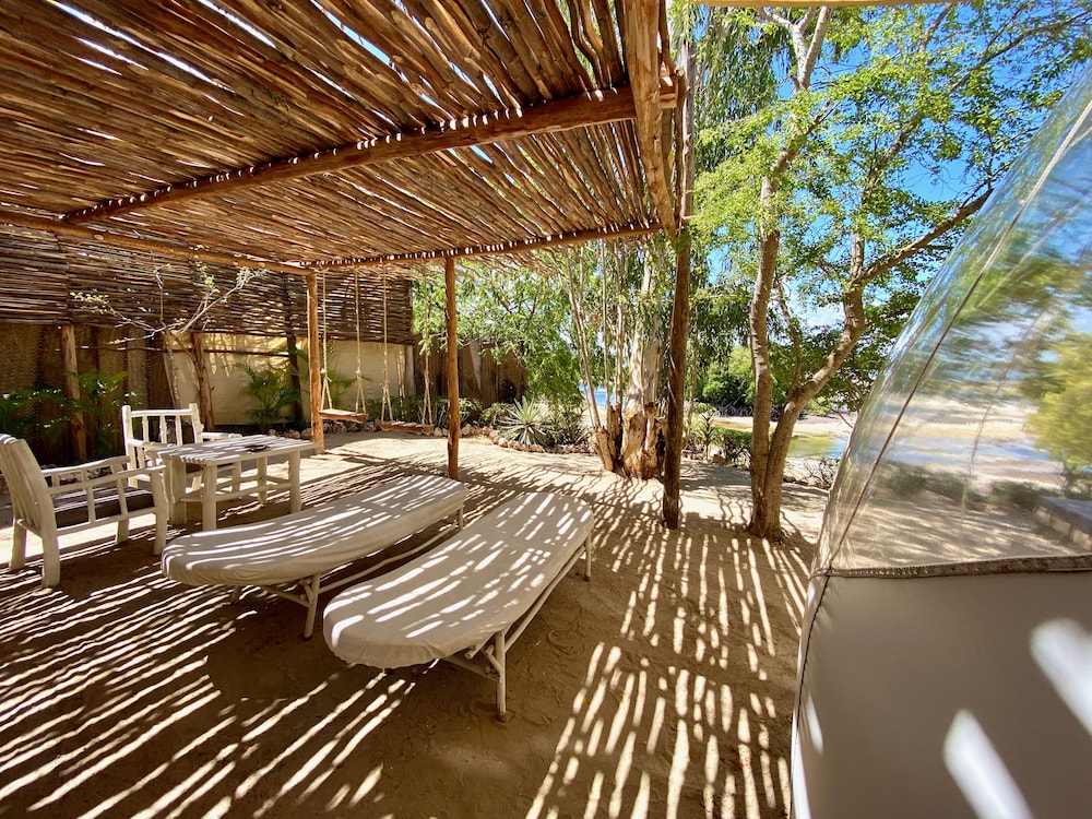 Rock and Sea Resort