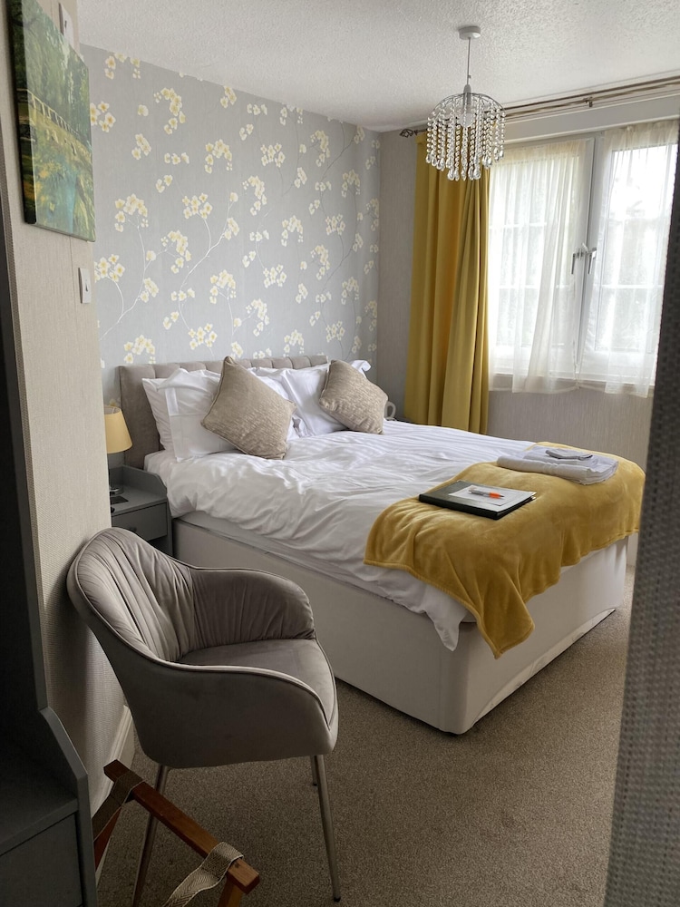 Lynton Vacations - Sinai House - Property Image 45