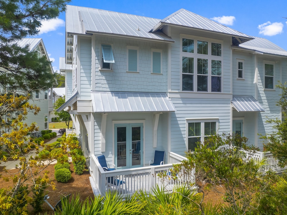 Prominence on 30A by Panhandle Getaways